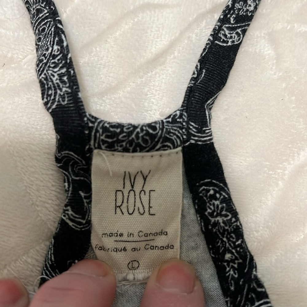 Paisley Racer Back Tank Top - Picture 8 of 10
